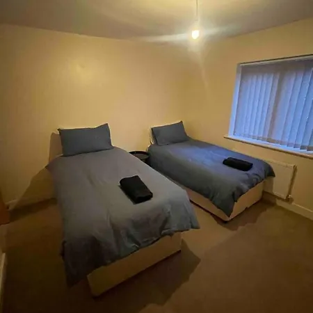 Long - Contractors - Families Bristol